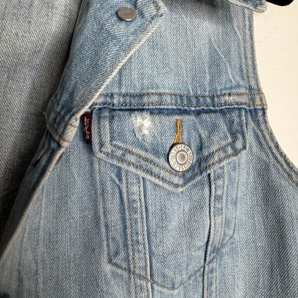 LEVI’S | Distressed Denim Vest with Evil Eye Pattern - M - Picture 7 of 13